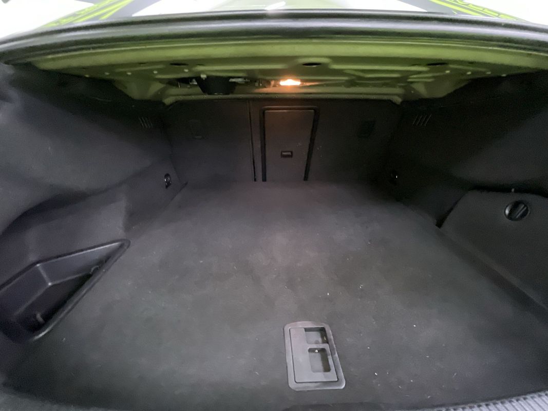 Vehicle image 11 of 29