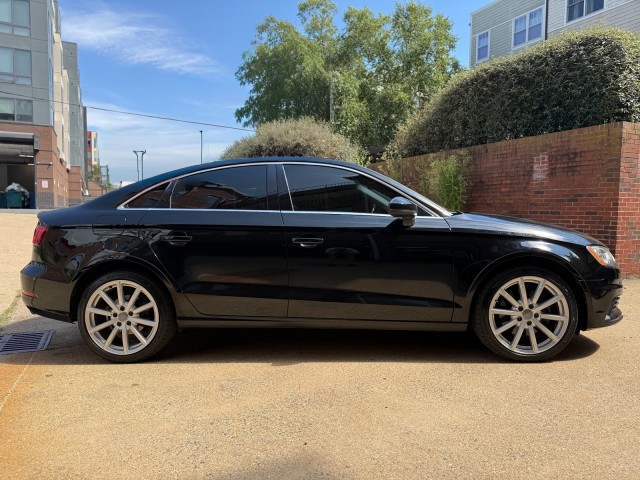 2015 Audi A3 2.0T Premium Plus Image 7 of 30