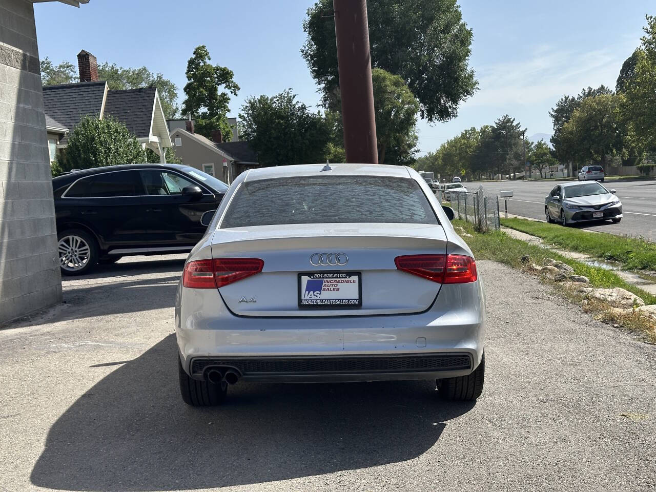 Vehicle image 6 of 18