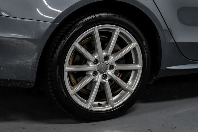 Vehicle image 52 of 68