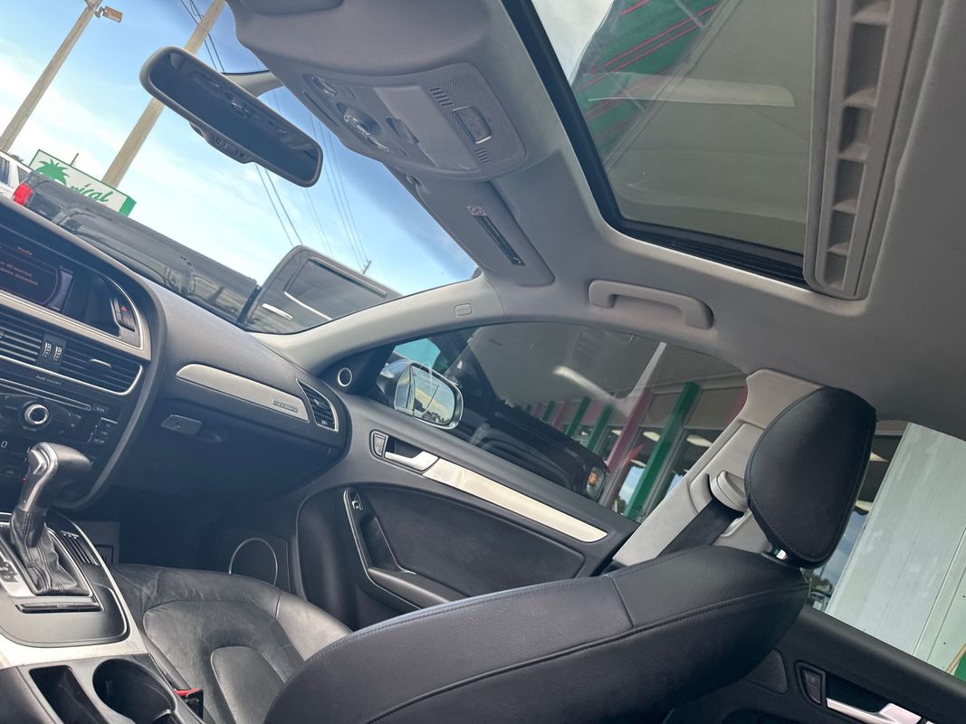Vehicle image 17 of 17
