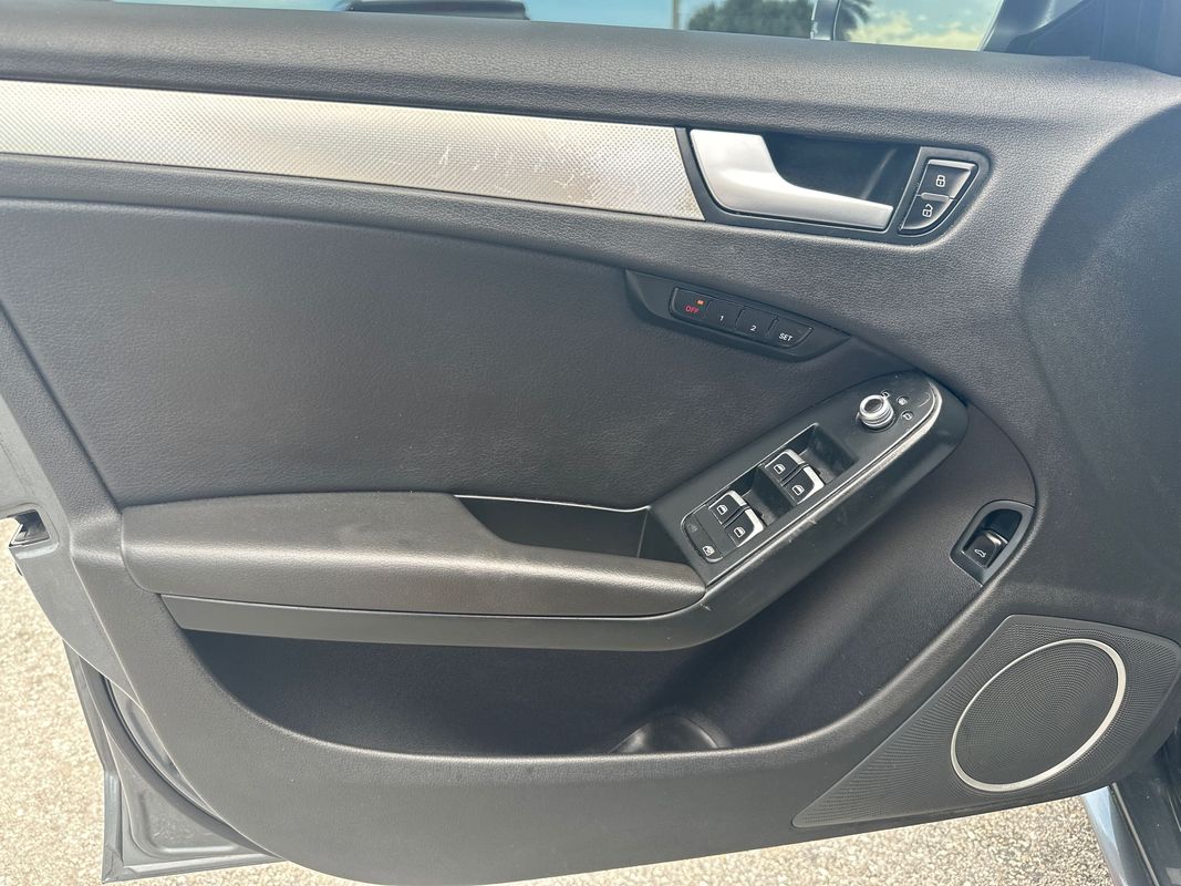 Vehicle image 12 of 17