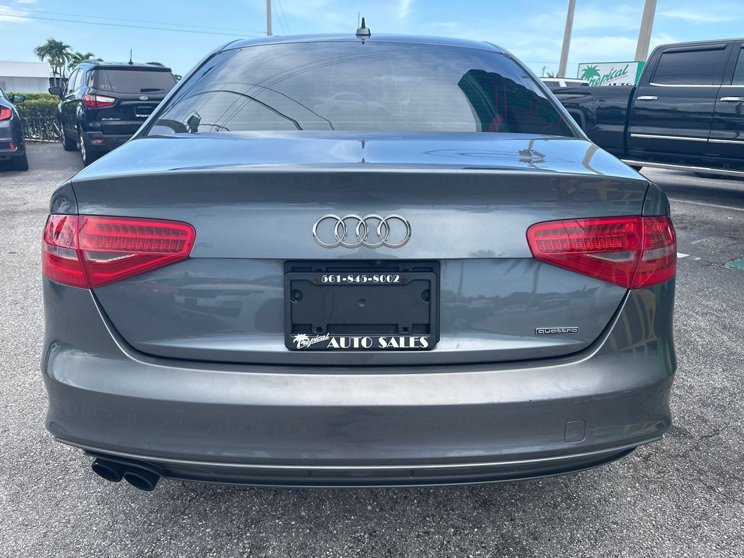 Vehicle image 5 of 17