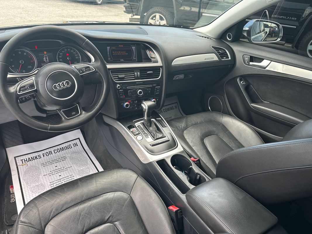 Vehicle image 16 of 17