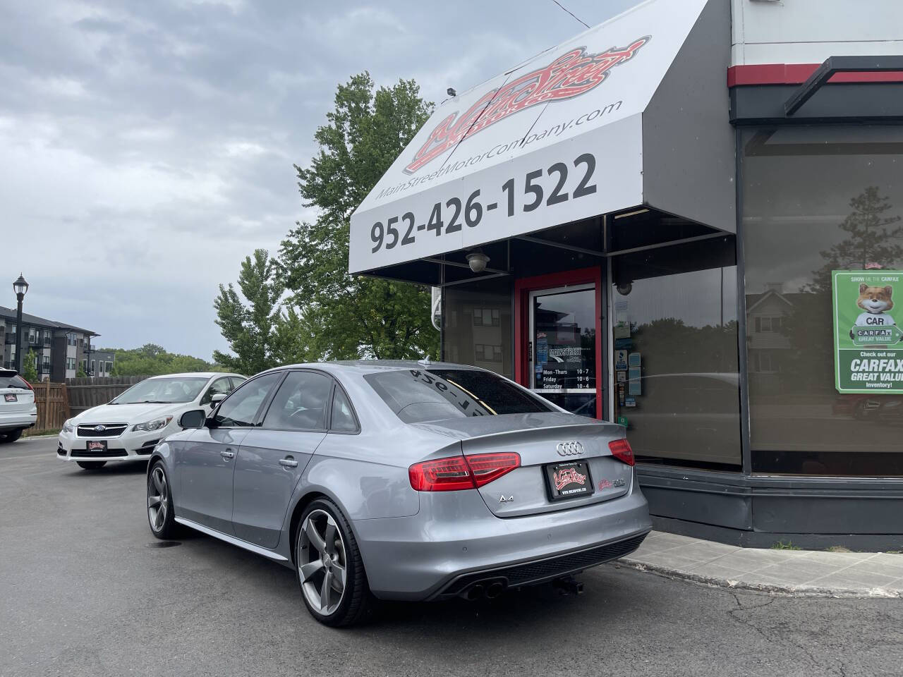 Vehicle image 6 of 34