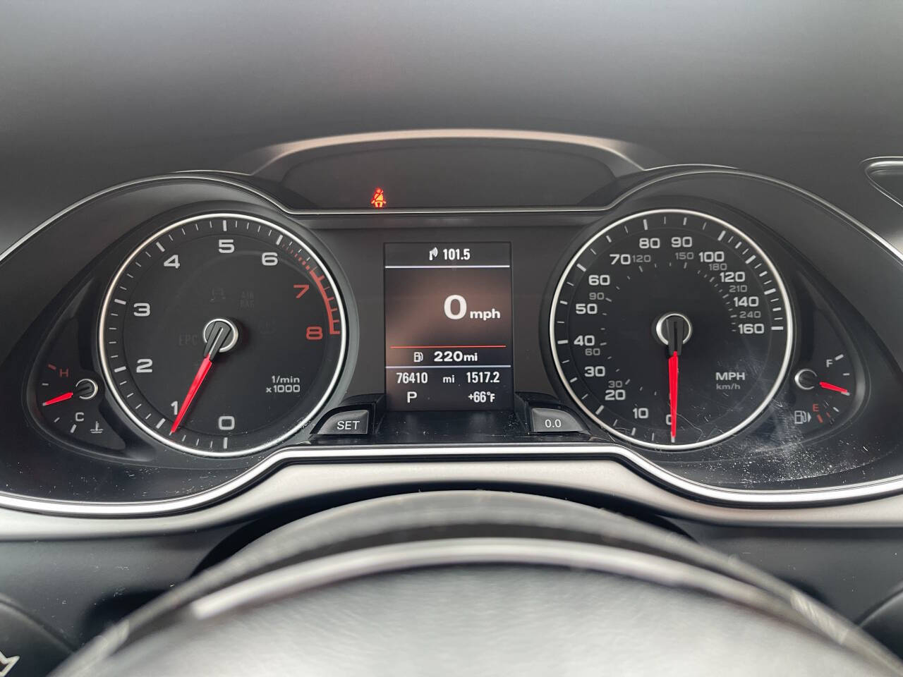 Vehicle image 20 of 34