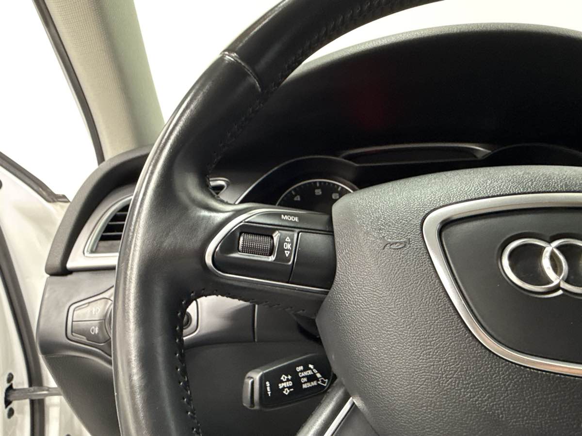 Vehicle image 42 of 51