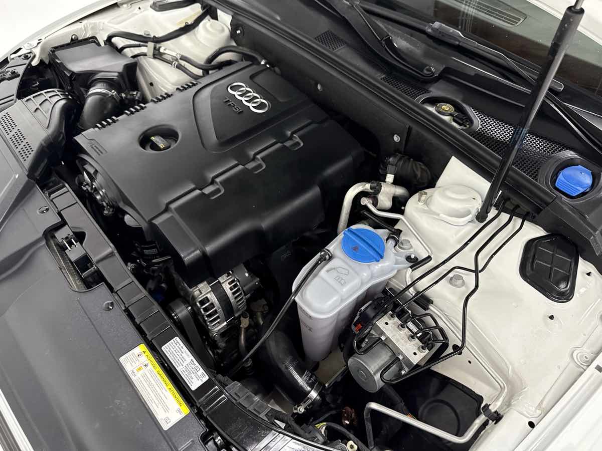 Vehicle image 49 of 51