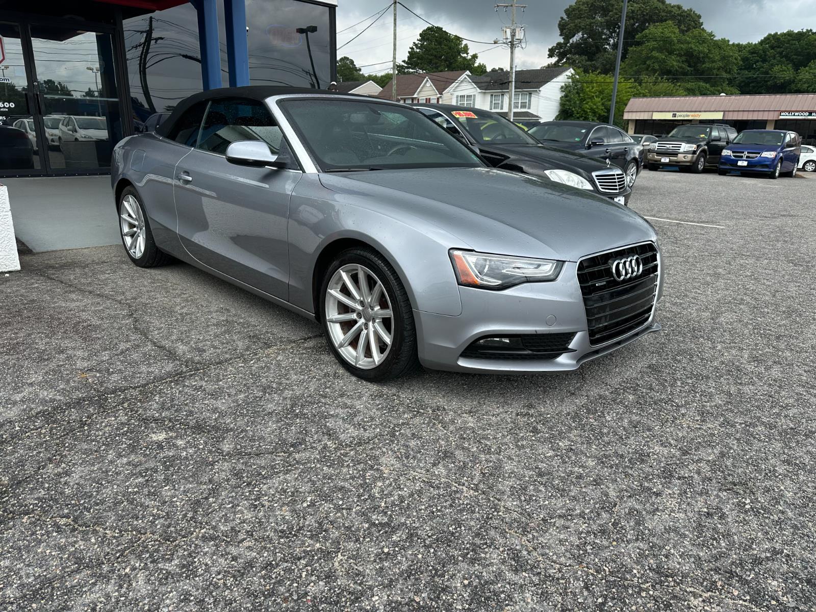 Vehicle image 4 of 23