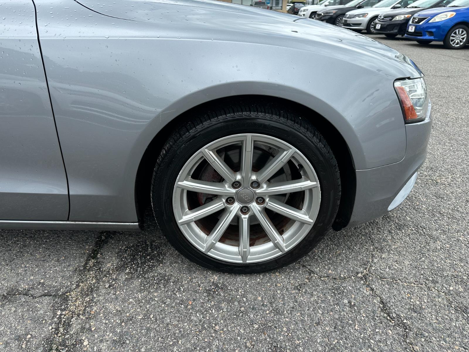 Vehicle image 10 of 23