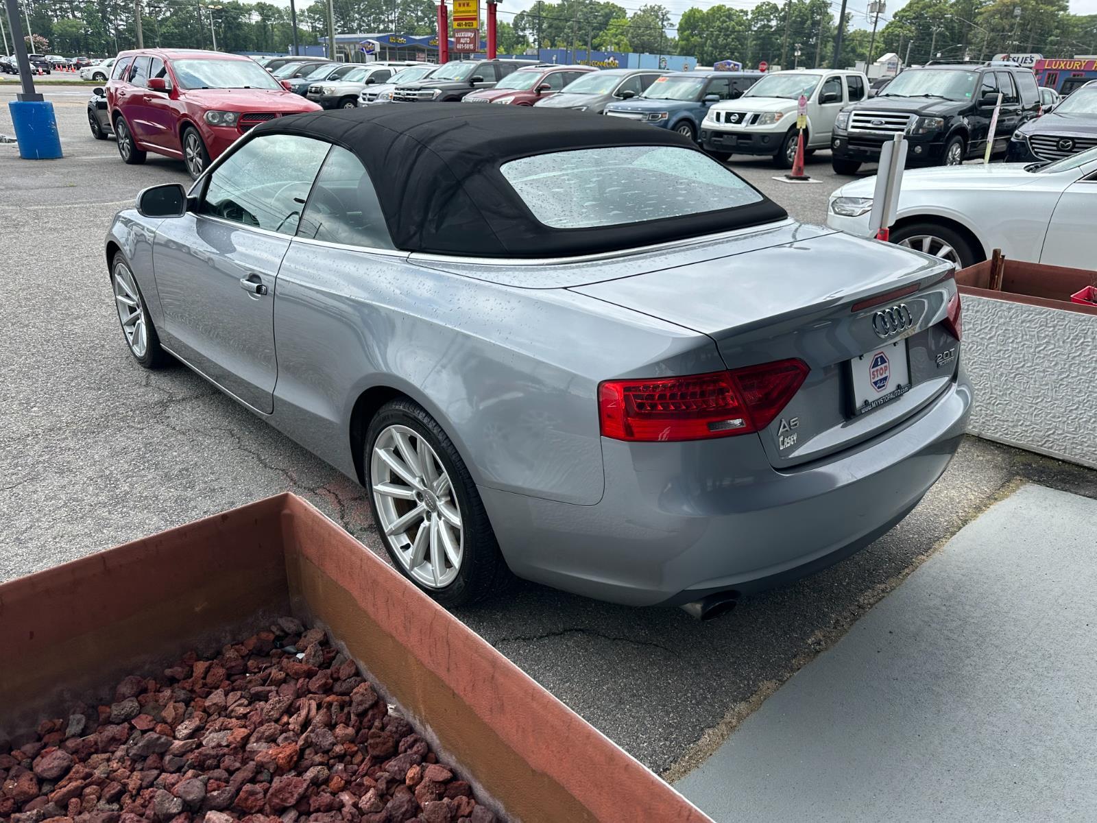 Vehicle image 8 of 23