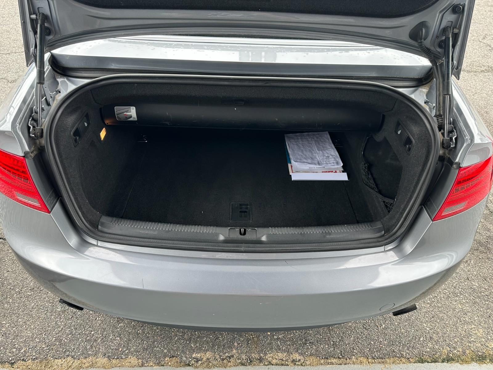 Vehicle image 11 of 23