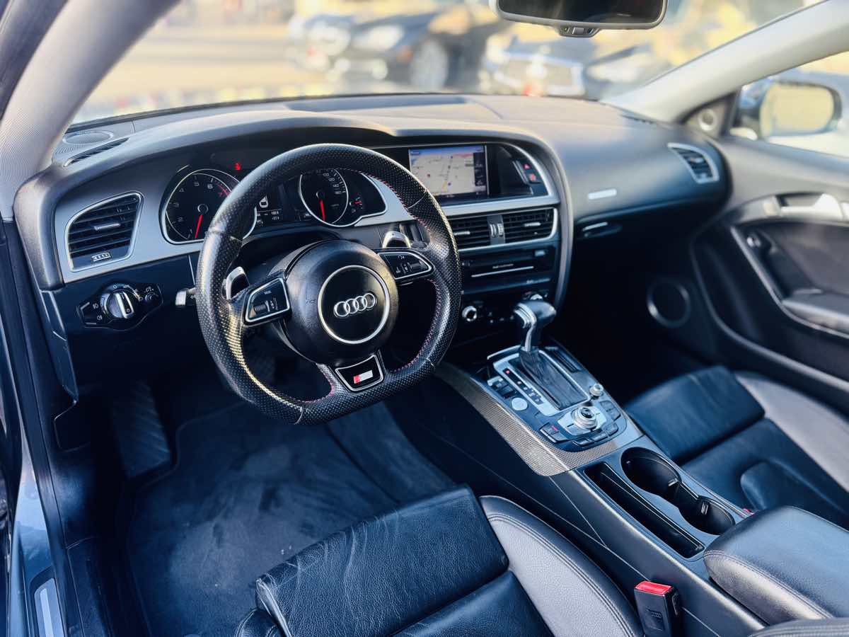 Vehicle image 27 of 39