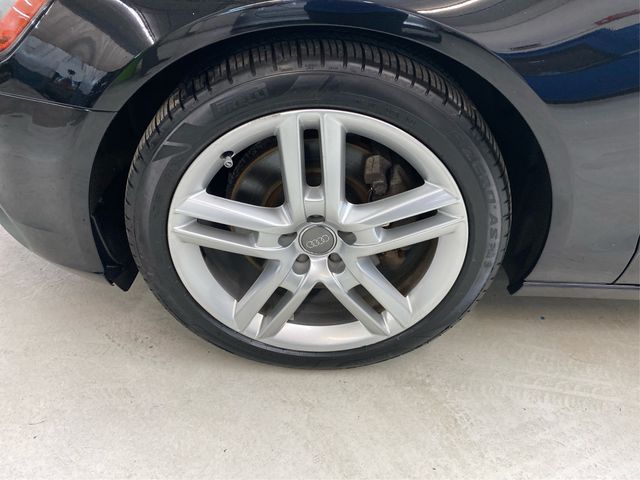 Vehicle image 11 of 31