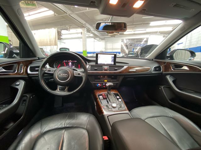 Vehicle image 19 of 31