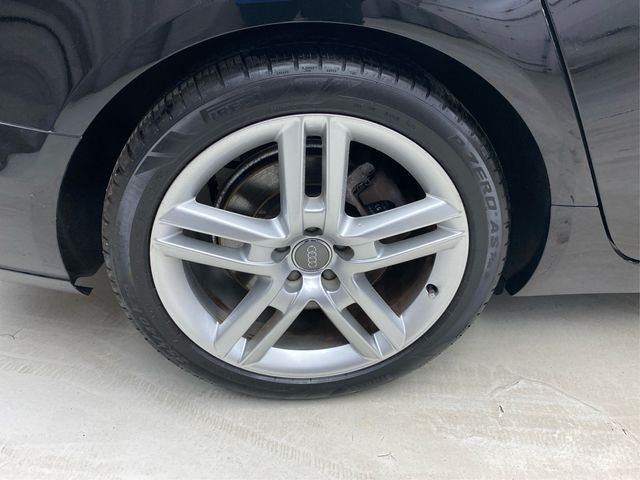 Vehicle image 13 of 31