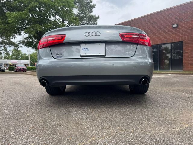 Vehicle image 11 of 41