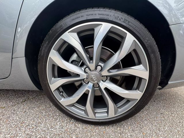 Vehicle image 38 of 41