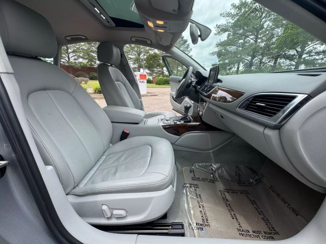 Vehicle image 17 of 41