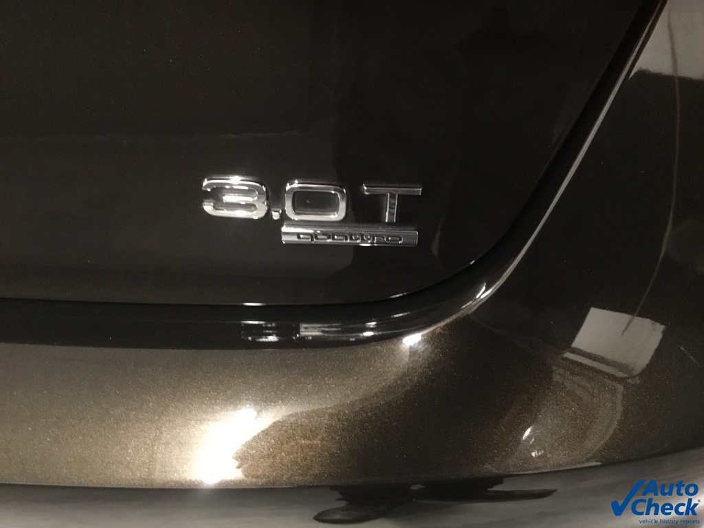 Vehicle image 46 of 52