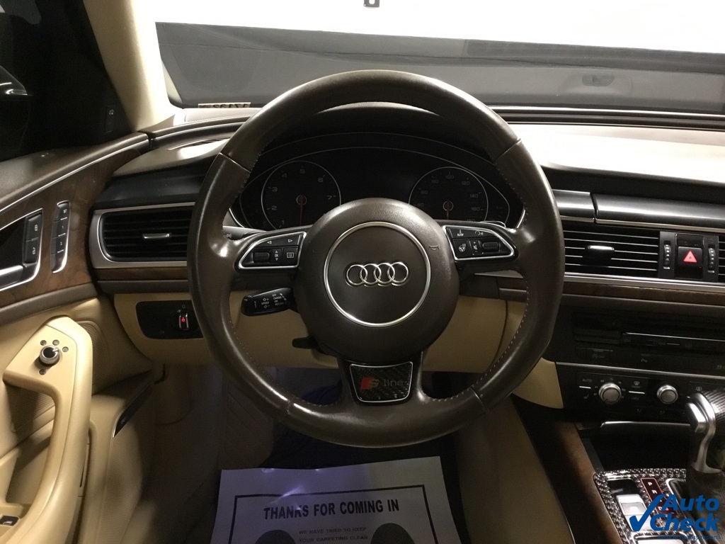 Vehicle image 27 of 52