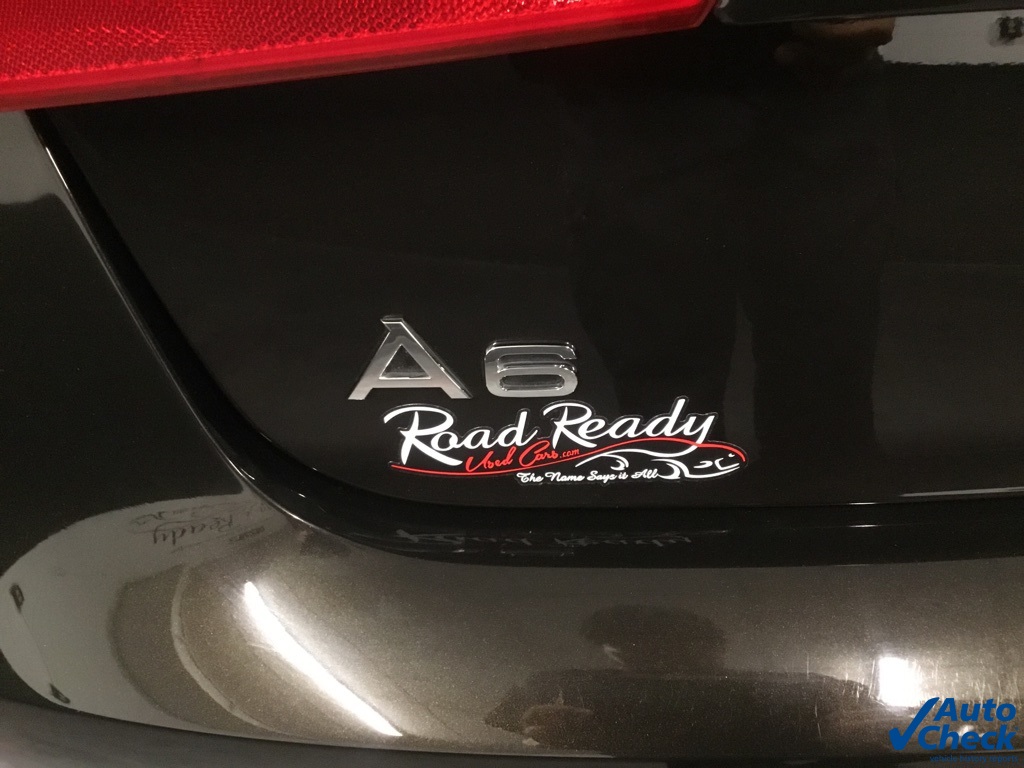 Vehicle image 34 of 52