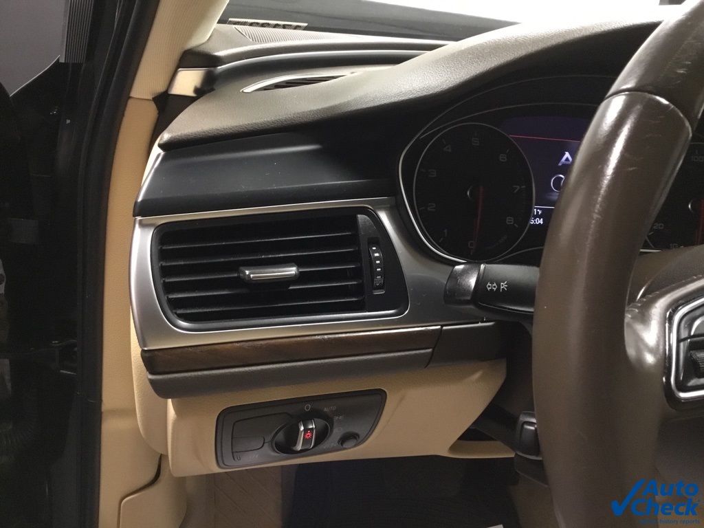 Vehicle image 42 of 52