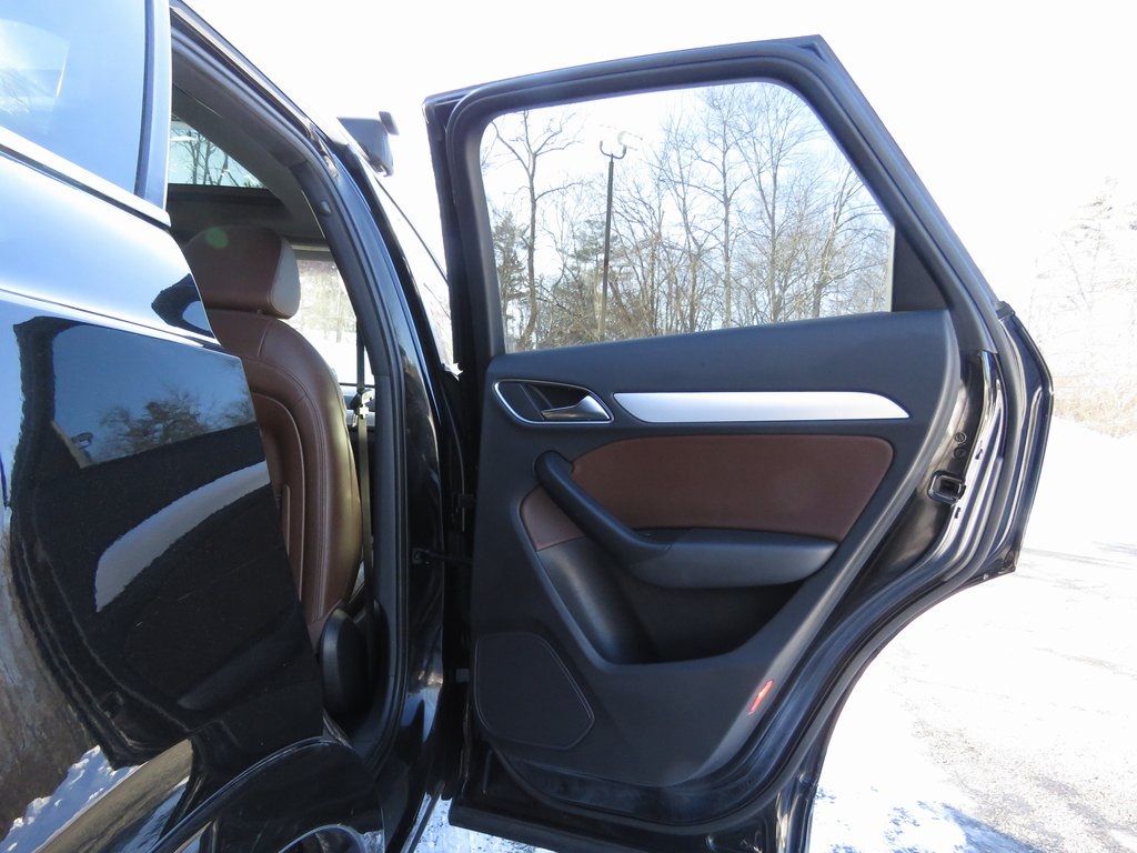 2015 Audi Q3 2.0T Premium Plus Image 12 of 25