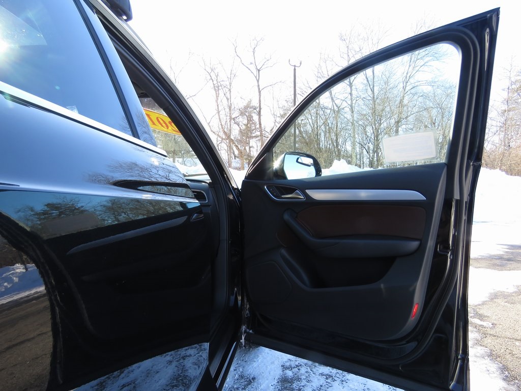 2015 Audi Q3 2.0T Premium Plus Image 21 of 25