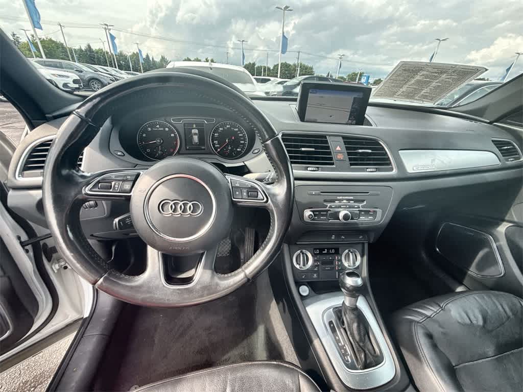 2015 Audi Q3 2.0T Prestige Image 19 of 36