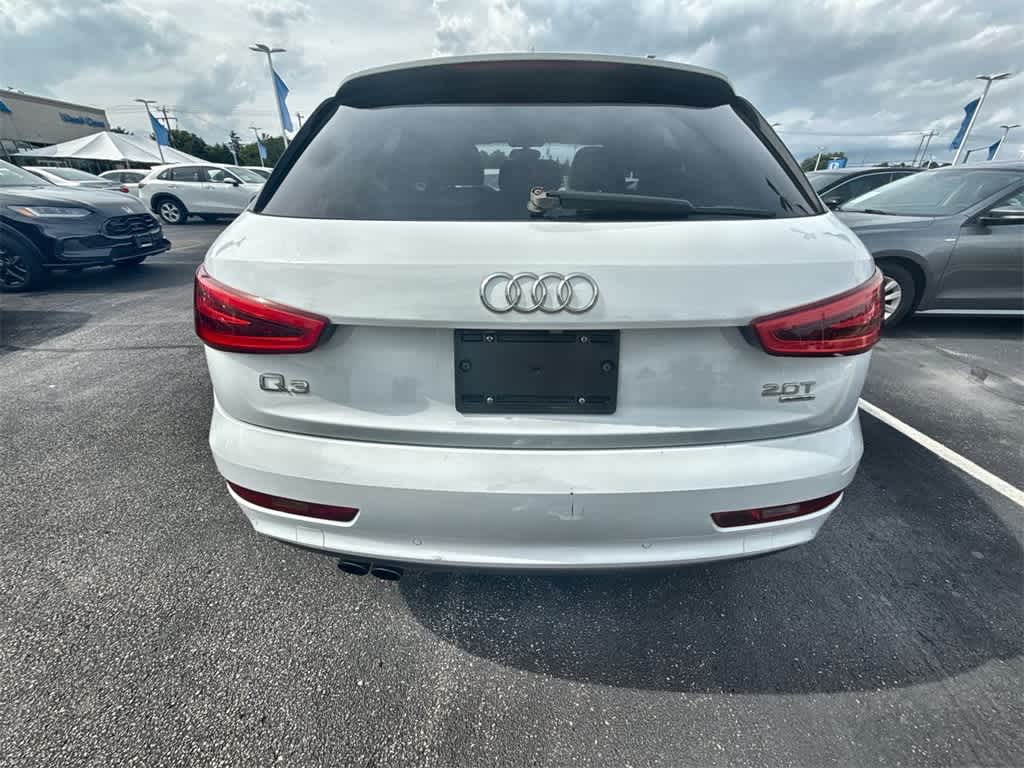 2015 Audi Q3 2.0T Prestige Image 32 of 36