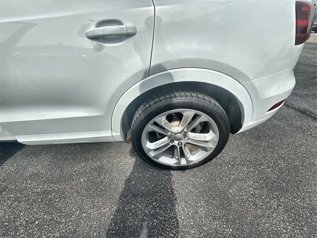 2015 Audi Q3 2.0T Prestige Image 11 of 36