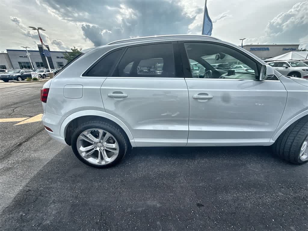 2015 Audi Q3 2.0T Prestige Image 7 of 36