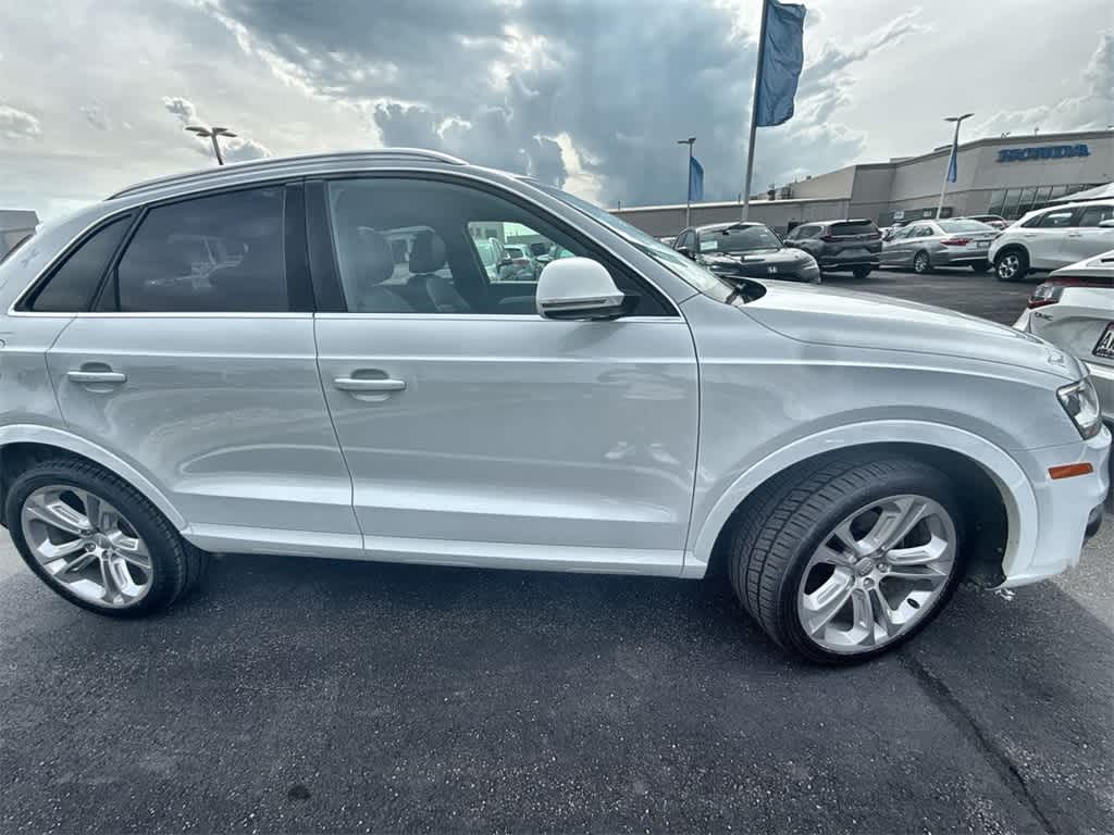 2015 Audi Q3 2.0T Prestige Image 6 of 36