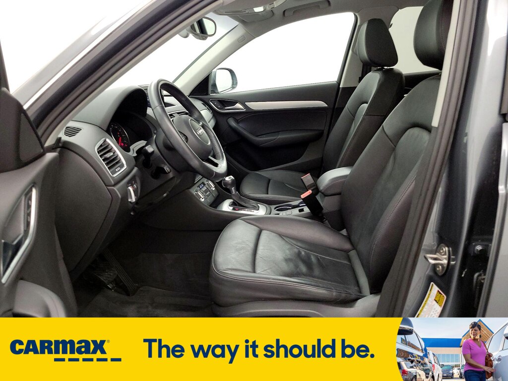 Vehicle image 11 of 27