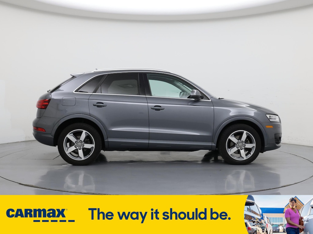 Vehicle image 4 of 27