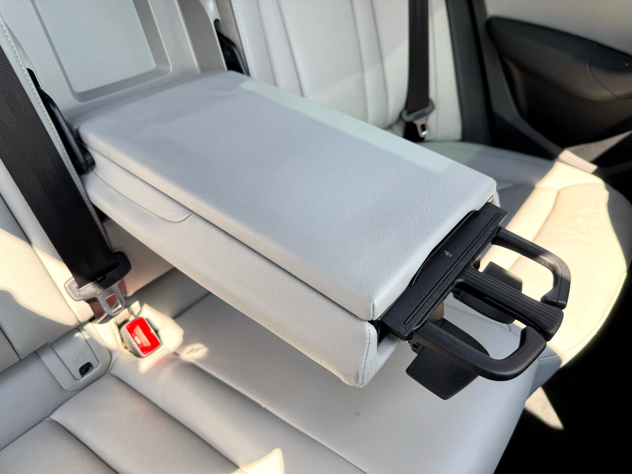 Vehicle image 51 of 57