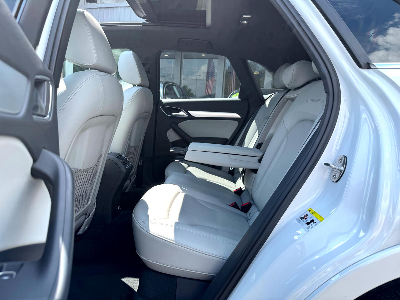 Vehicle image 25 of 57