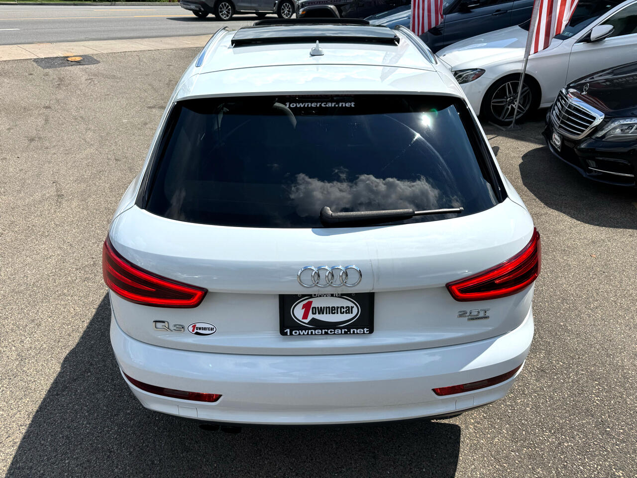 Vehicle image 11 of 57