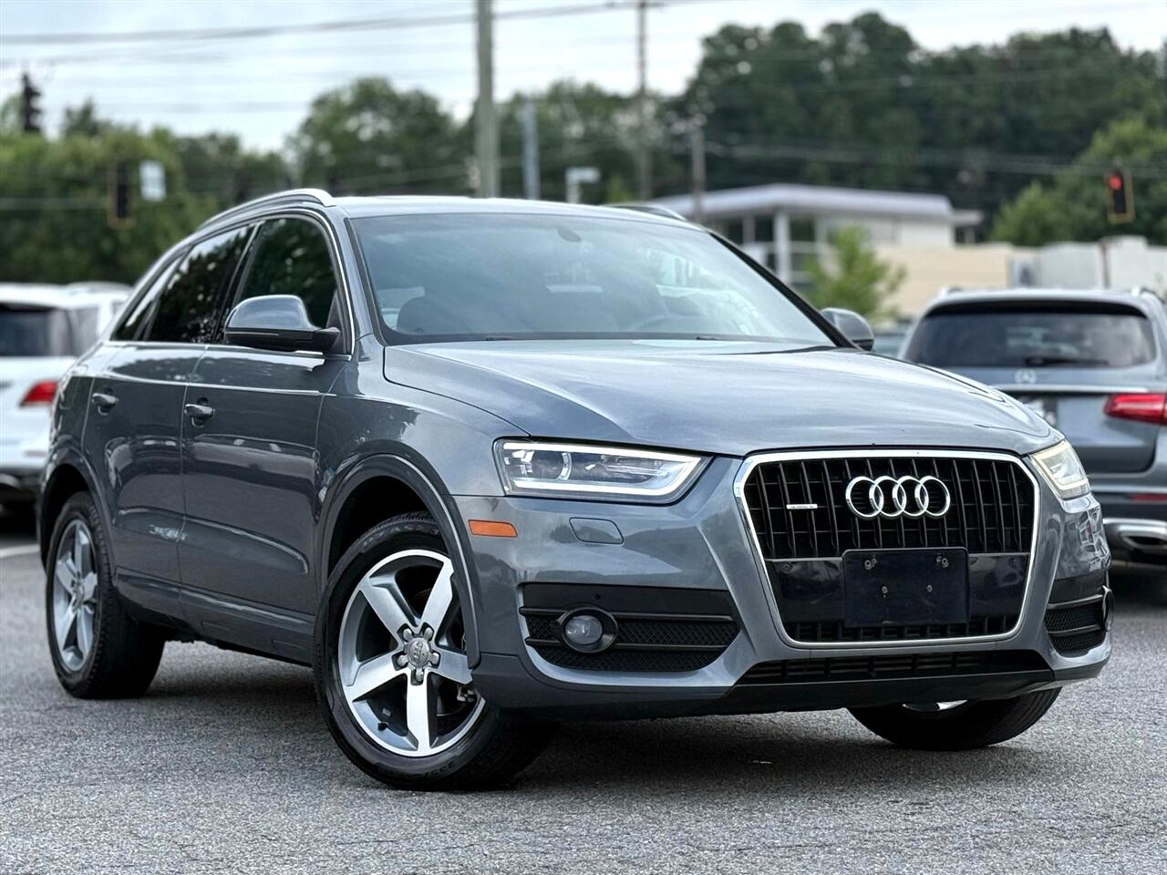 2015 Audi Q3 2.0T Prestige Image 3 of 13