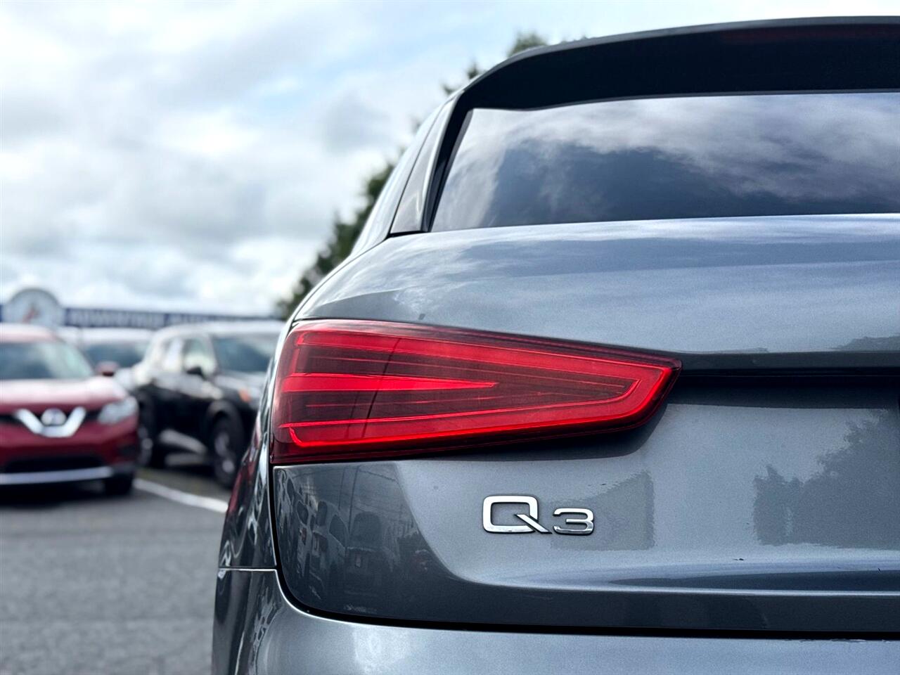 2015 Audi Q3 2.0T Prestige Image 10 of 13