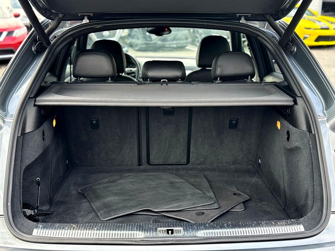 2015 Audi Q3 2.0T Prestige Image 9 of 13