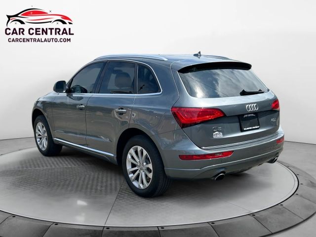 Vehicle image 7 of 18