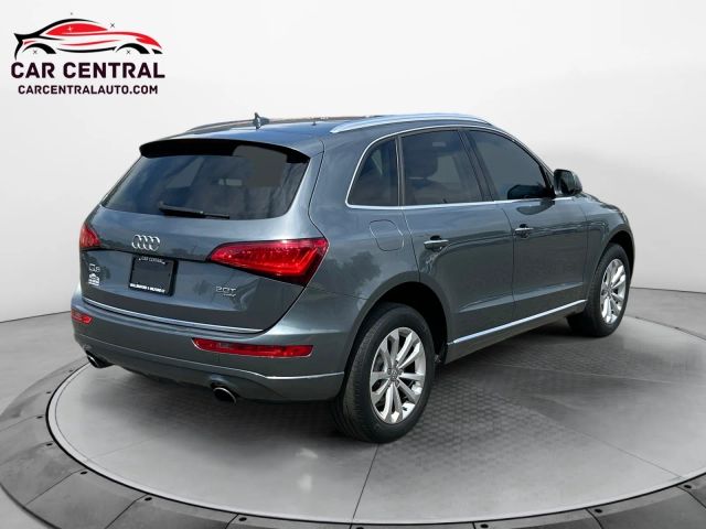 Vehicle image 5 of 18