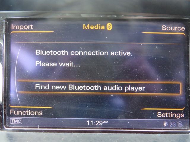 Vehicle image 23 of 28
