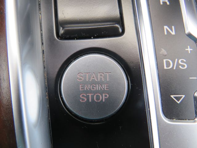 Vehicle image 25 of 28