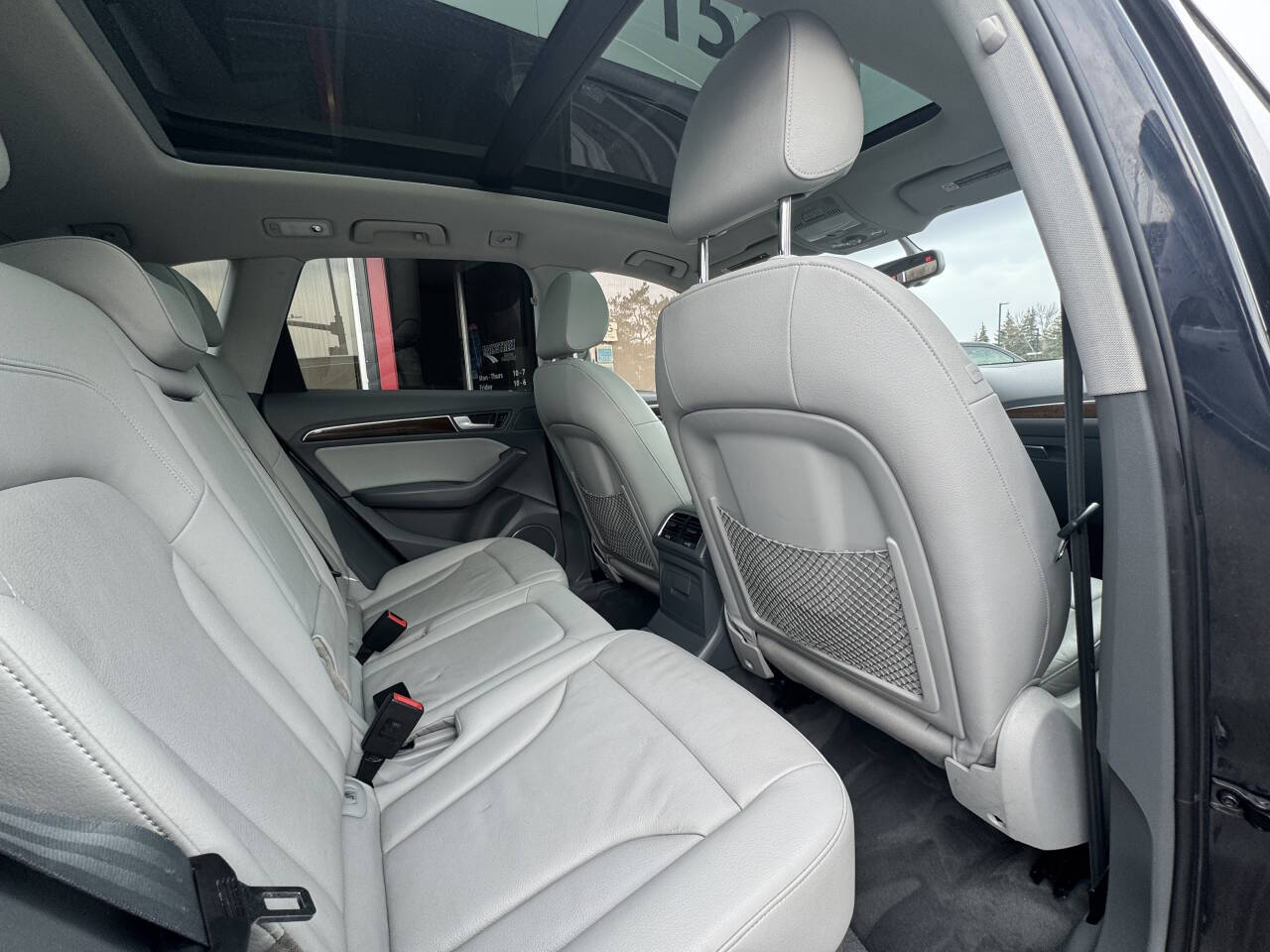Vehicle image 11 of 41