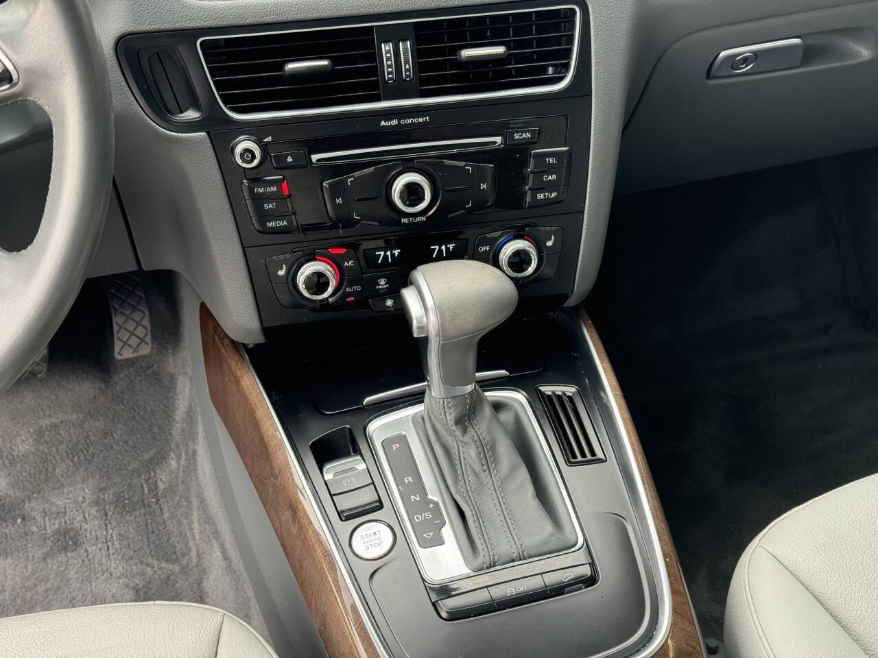 Vehicle image 28 of 41