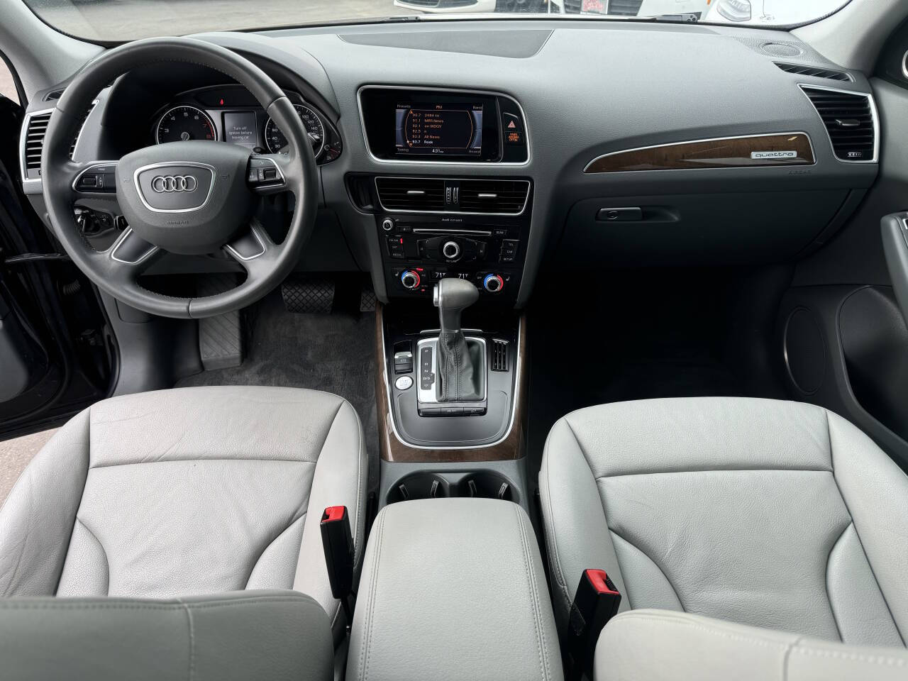 Vehicle image 22 of 41
