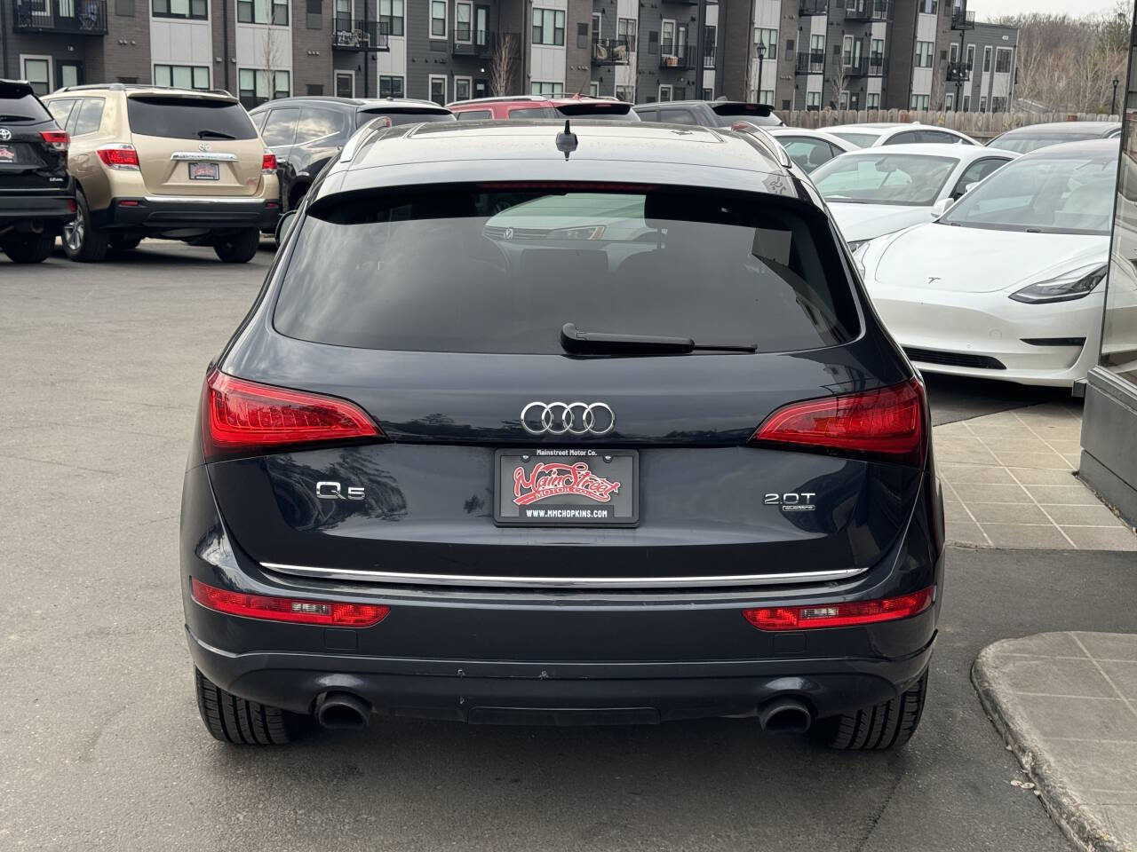 Vehicle image 8 of 41